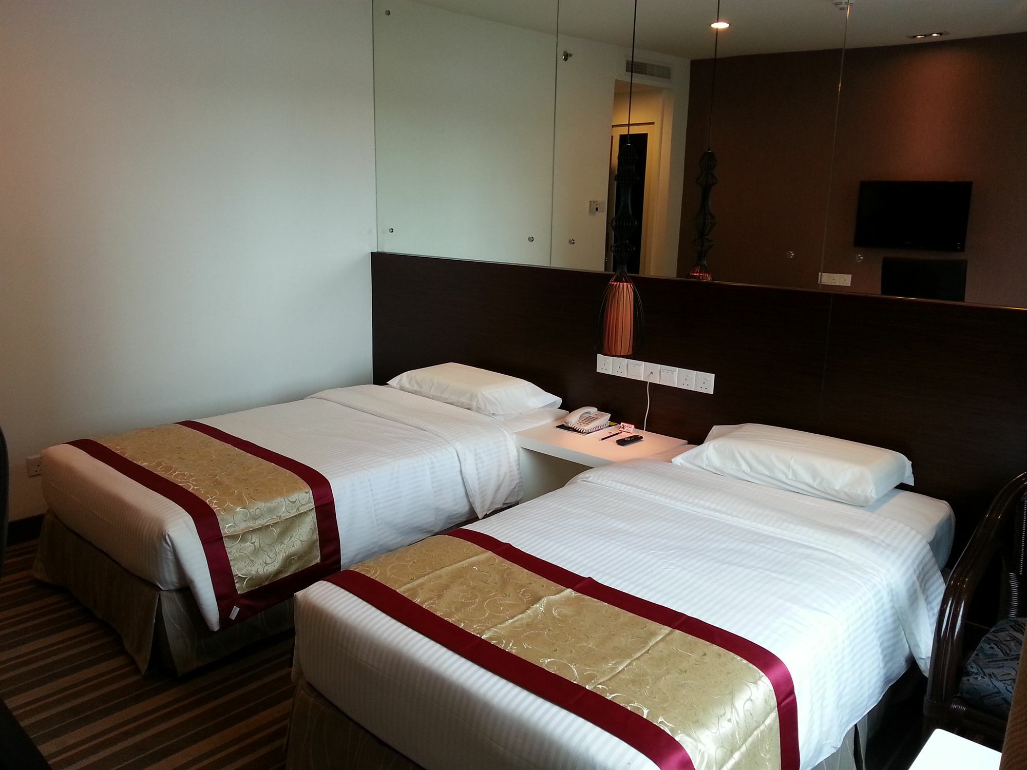 Hotel Capital 3*
